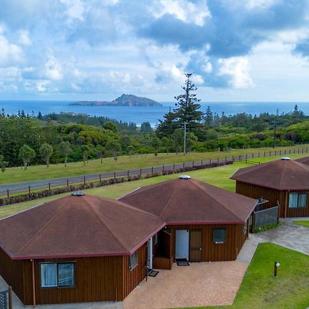 Ocean Breeze Cottages Бернт-Пайн Екстер'єр фото